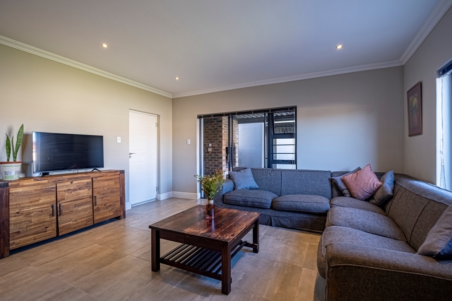 4 Bedroom Property for Sale in Westbrook Eastern Cape